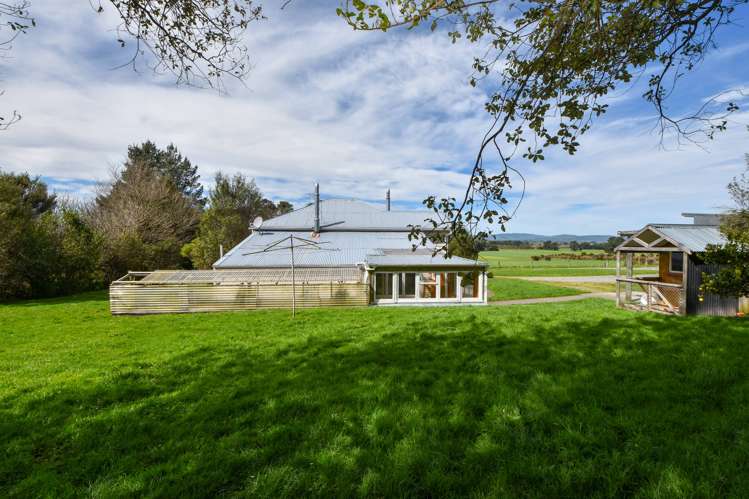 71 Hoeke Road Carterton_19