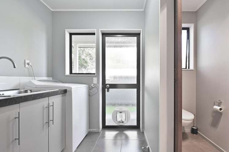 1217 Louie Street Parkvale_17