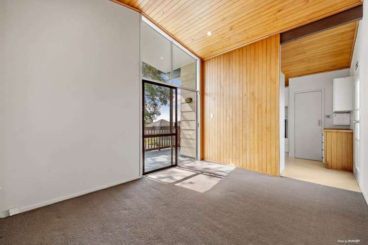 56 Canberra Avenue Lynfield_11