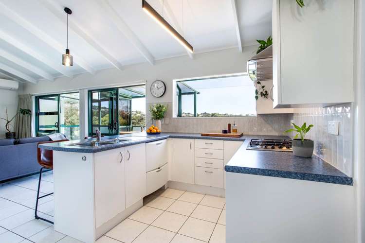 26 Lingham Crescent Torbay_5