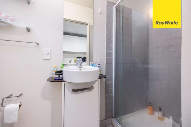 1702/10 Waterloo Quadrant Auckland Central_8