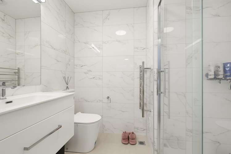 1/19 Pirie Street Mount Victoria_13