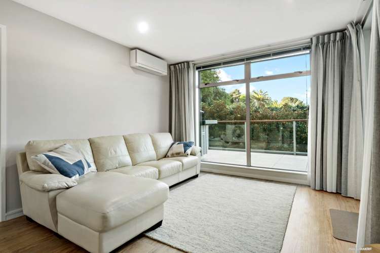 106/19 Bute Road Browns Bay_5