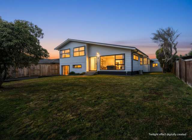 Modern Comfort & Mountain Views
