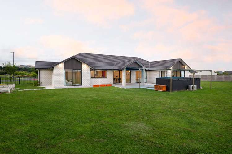 60 Whare Marama Drive Leamington_33