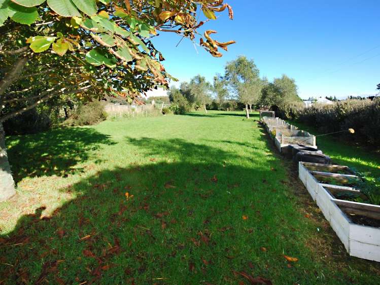 235 Belvedere Road Carterton_16