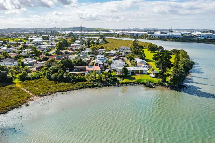 7 Riverina Avenue Pakuranga_11