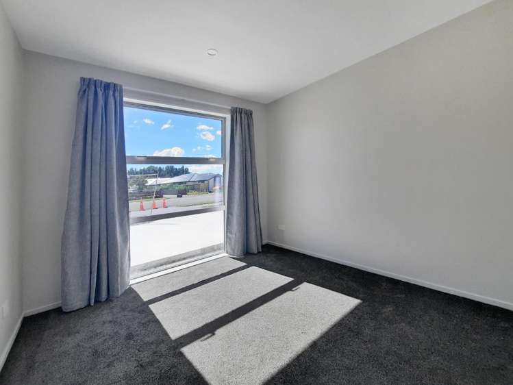 625 East Maddisons Road 11103_6