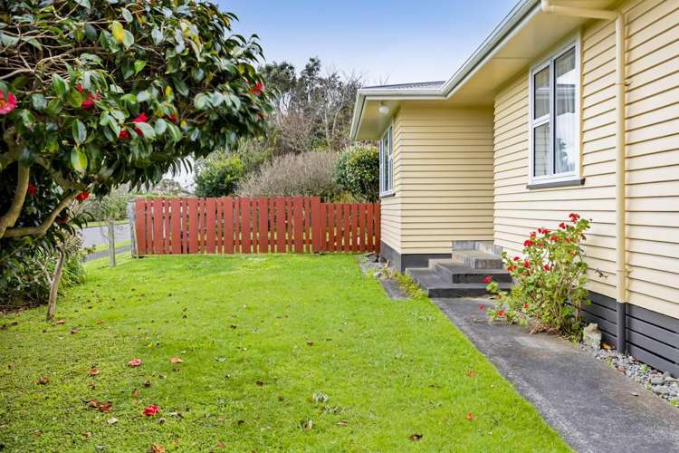 15 Whitcombe Road Opunake_16