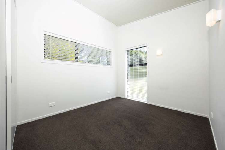 36 Shah Place Glen Eden_17