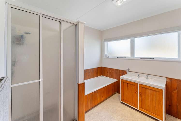 2 Martin Avenue Wakefield_13