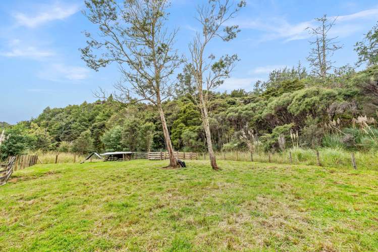 1042 Ngunguru Road Kiripaka_23