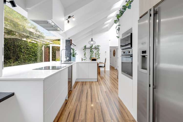 178 Bleakhouse Road Mellons Bay_10