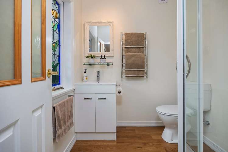 72 Kohu Road Titirangi_24