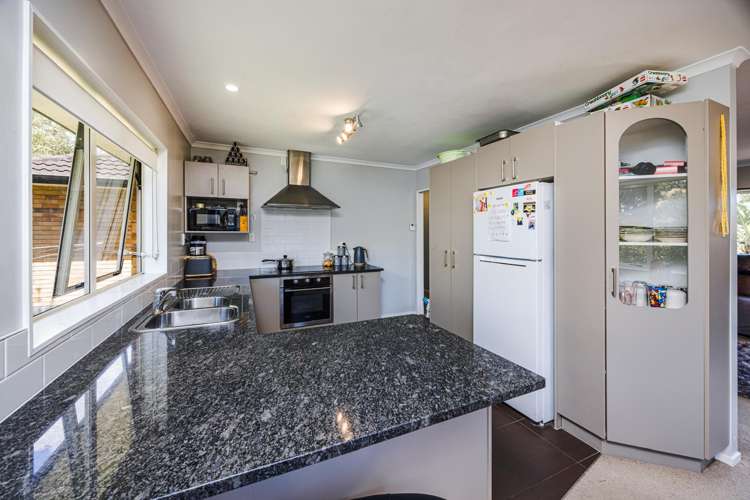 12 Prado Drive Pukekohe_4
