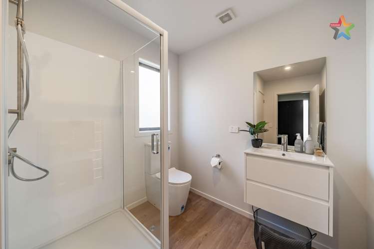 1243 High Street Taita_13