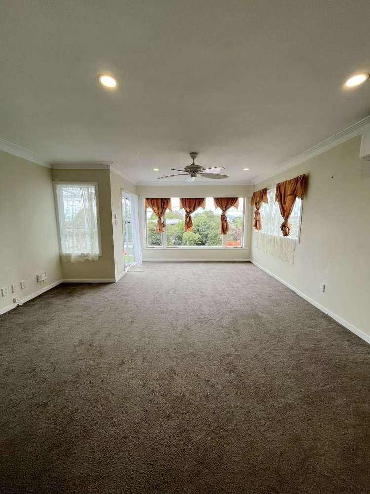 42 Tiroroa Avenue Te Atatu South_2