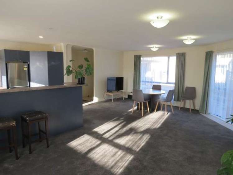 62a Beach Road Pahurehure_5