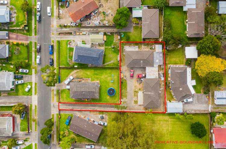 2/18 Frobisher Way Clendon Park_12