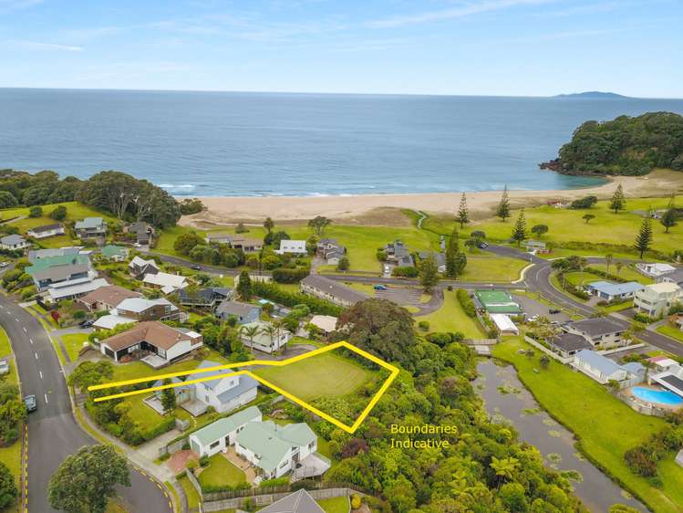 141 Bambury Place Onemana_0