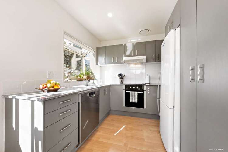 59 Pooks Road Ranui_5