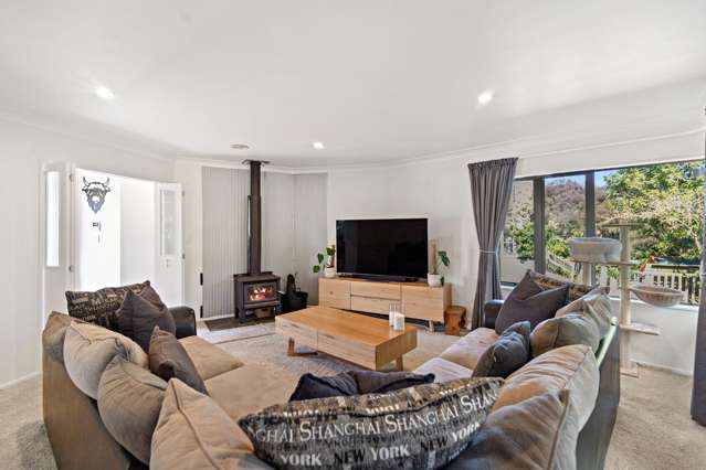 44 Forth Crescent Glenview_2