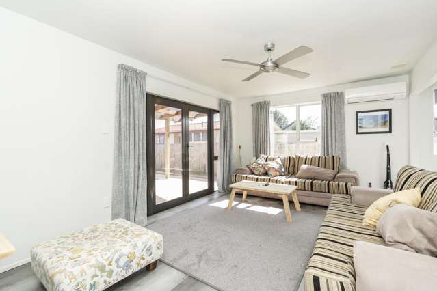 47 Karen Crescent Dinsdale_3