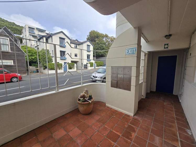 6/82 Majoribanks Street Mount Victoria_7