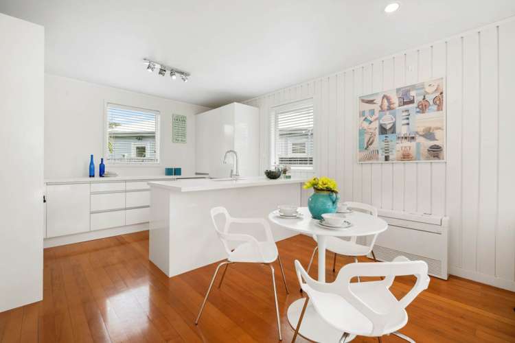 21 Laurence Street Manly_6