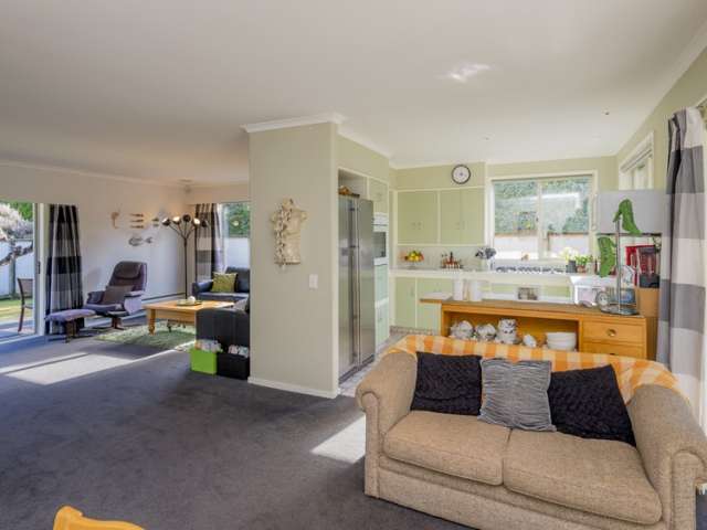 5 Arawa Street Raumati Beach_1