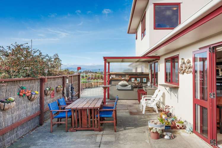 12 Robbie Street Foxton Beach_18