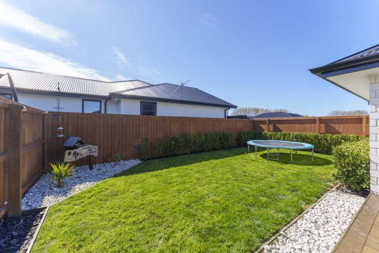 30 McQuillan Avenue Woodend_14