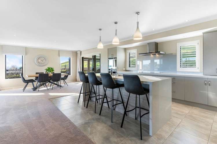 13 Hill Top Road East Pukekohe_16