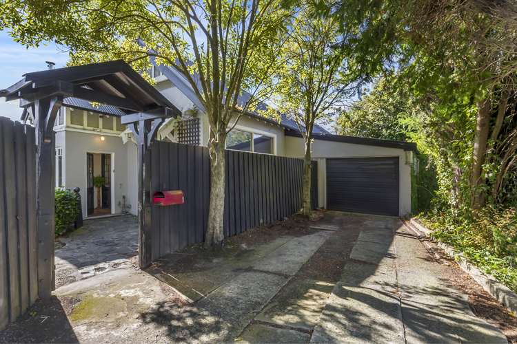 374 Stuart Street Roslyn_20