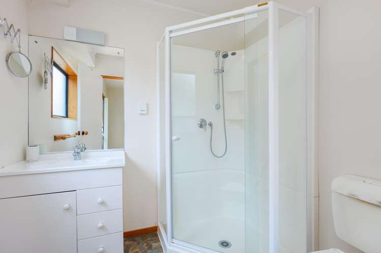 31 D'urville Place Gulf Harbour_20