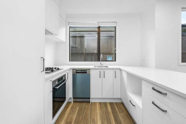 2/1 Fuchsia Avenue 1136_4