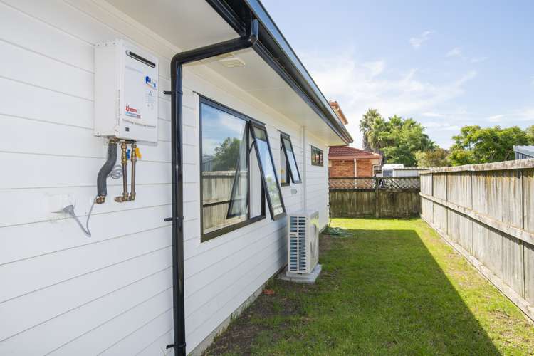 53 Lytton Road Riverdale_18