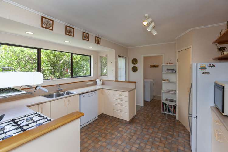 49 Andrew Street Waikanae_17