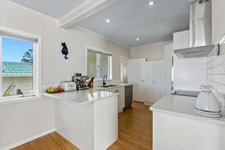 72 Prospect Terrace Pukekohe_2