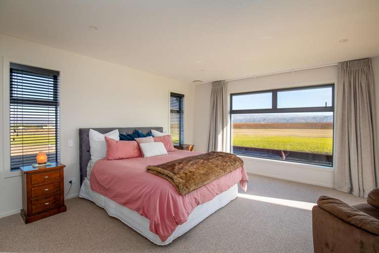 355 Golden Road Alexandra_11