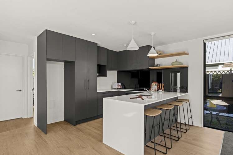 2/6 Meadow Street_4