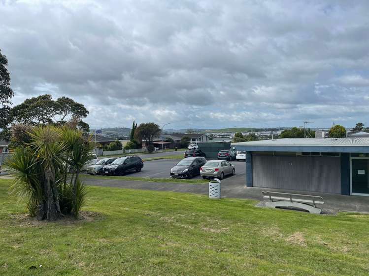 114 Reeves Road Pakuranga Heights_10