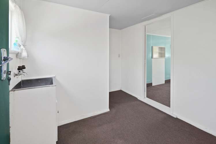 12 Dryden Street Stoke_18