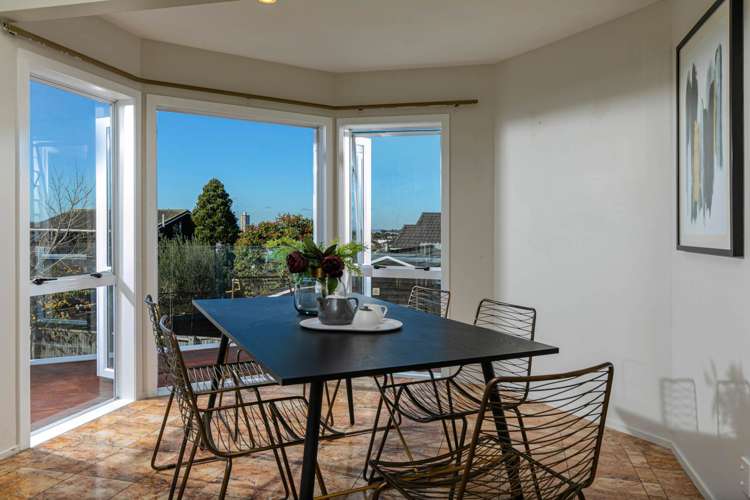 2/28 East Coast Road Milford_10