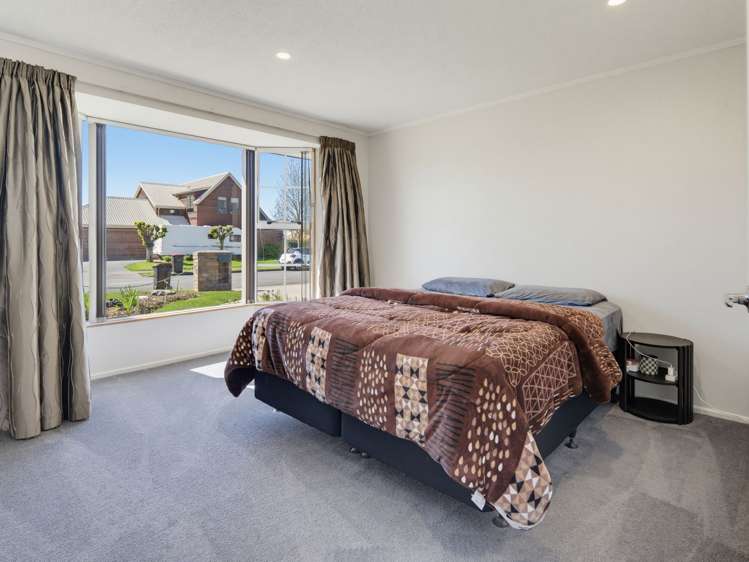 27 Karina Crescent Redwoodtown_12