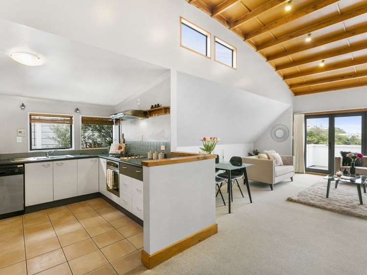 30b Connaught Terrace Brooklyn_1