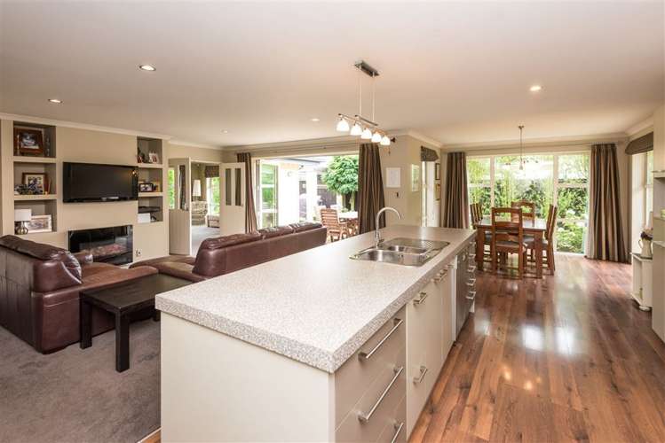 16 Radbrook Street Avonhead_2