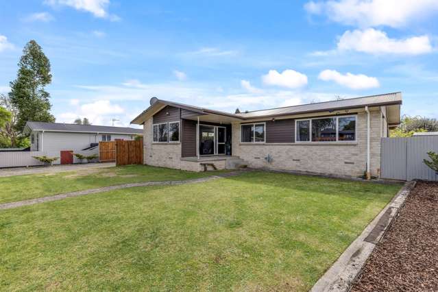 66 Oakfield Crescent Pukete_3