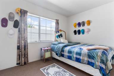 24B Henderson Avenue_2