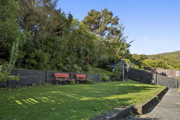 21 Pencarrow Crescent Wainuiomata_17